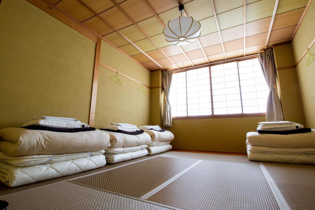 Japanese-Style Quadruple Room with Shared Bathroom
