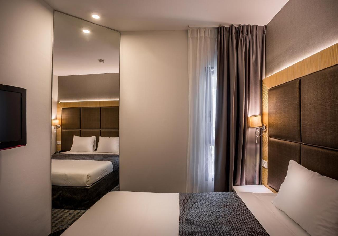 Suite (3 Adults)