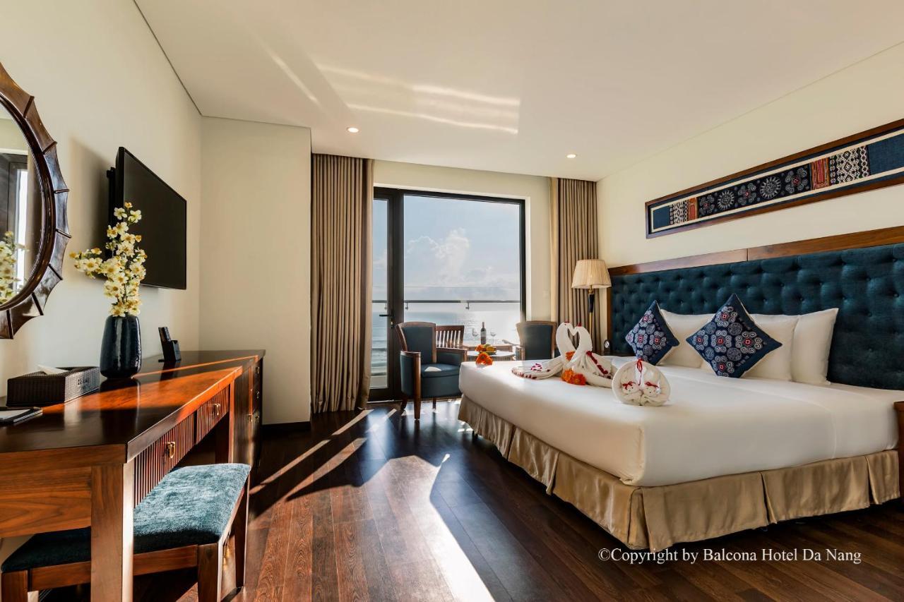 Premier Double Room with Balcony - Ocean Front