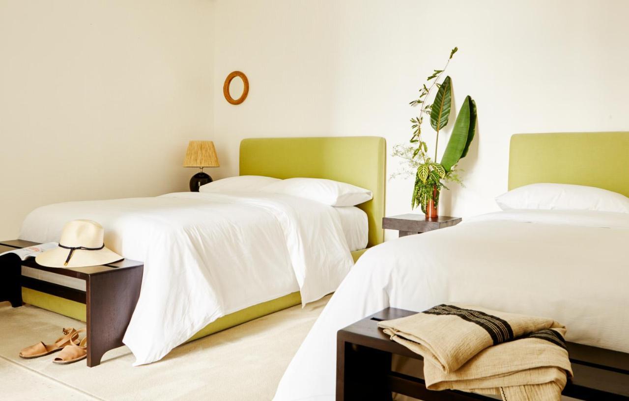 Deluxe Suite with Sea View