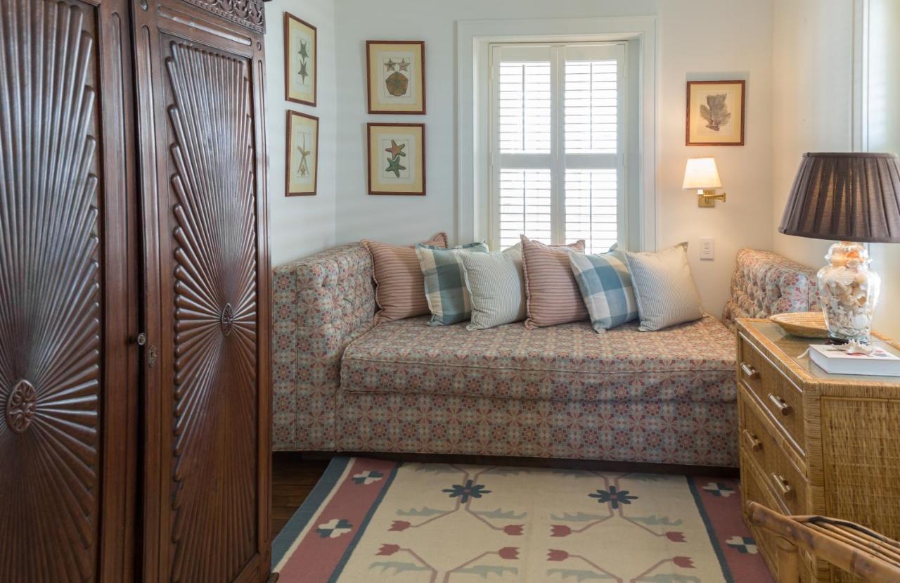 Dunmore- Master Suite King Room