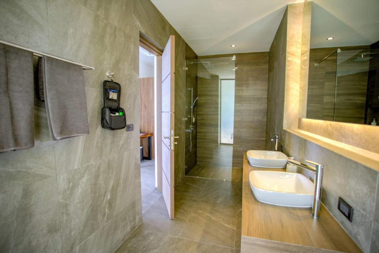 Studio Apartment with Sea View