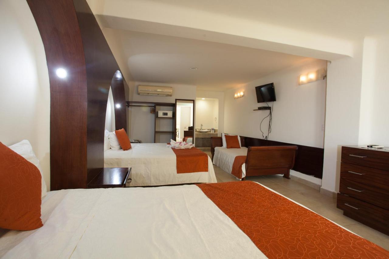 Triple Room with Private Bathroom