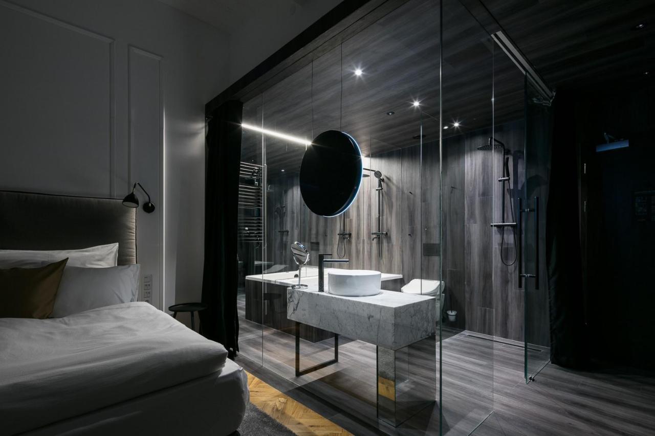 Superior Family Room with Spa Bath