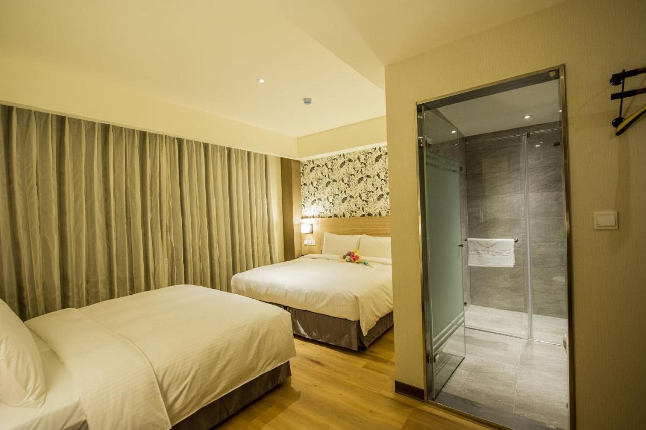 Deluxe Queen Room with Two Queen Beds
