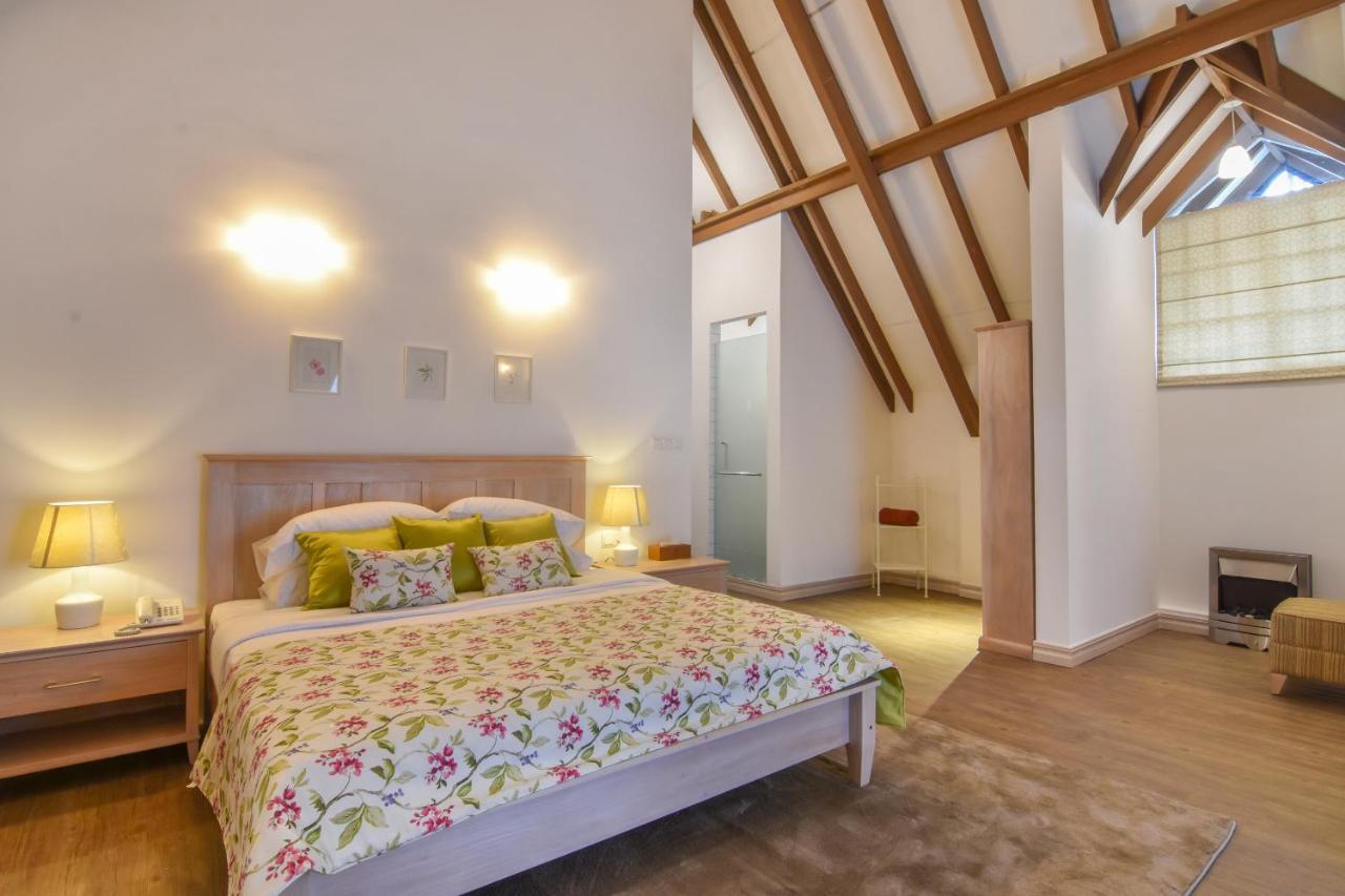 Attic Superior Suite