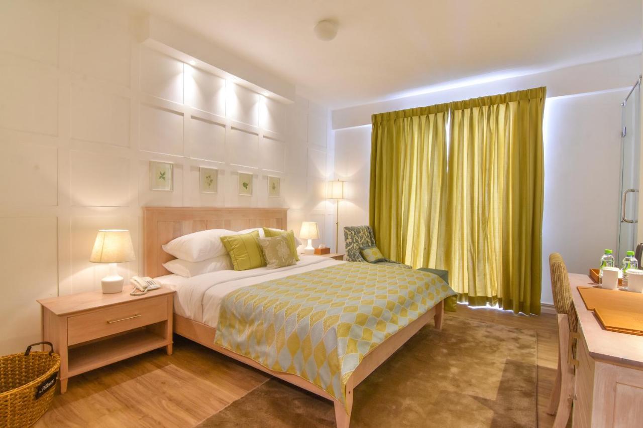 Superior Grand Suite with Jacuzzi & Balcony