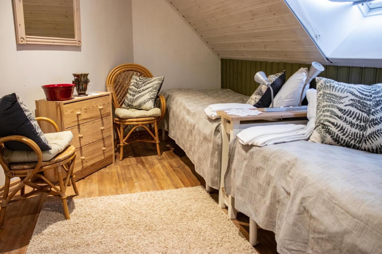 Twin Room with Private Bathroom