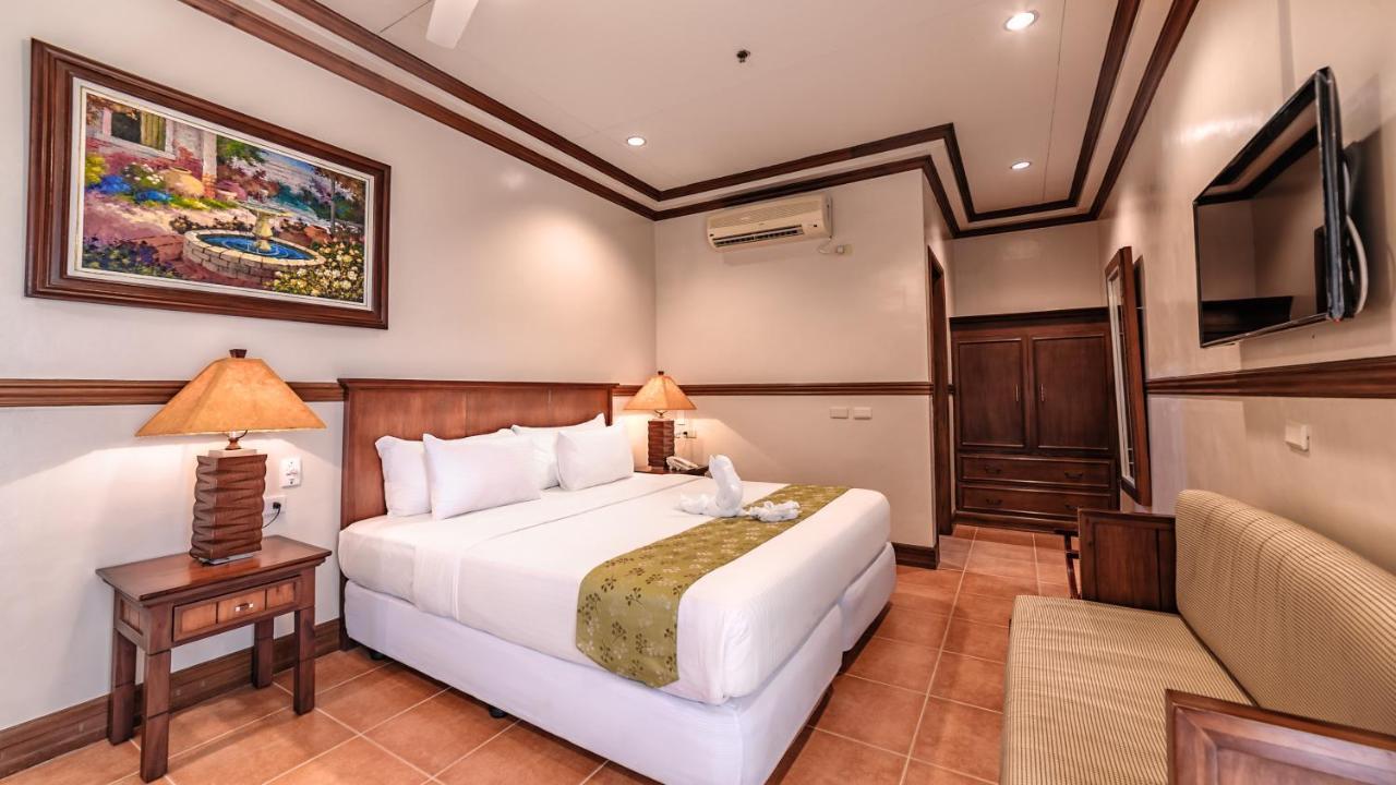 Superior Deluxe Room with Pool View