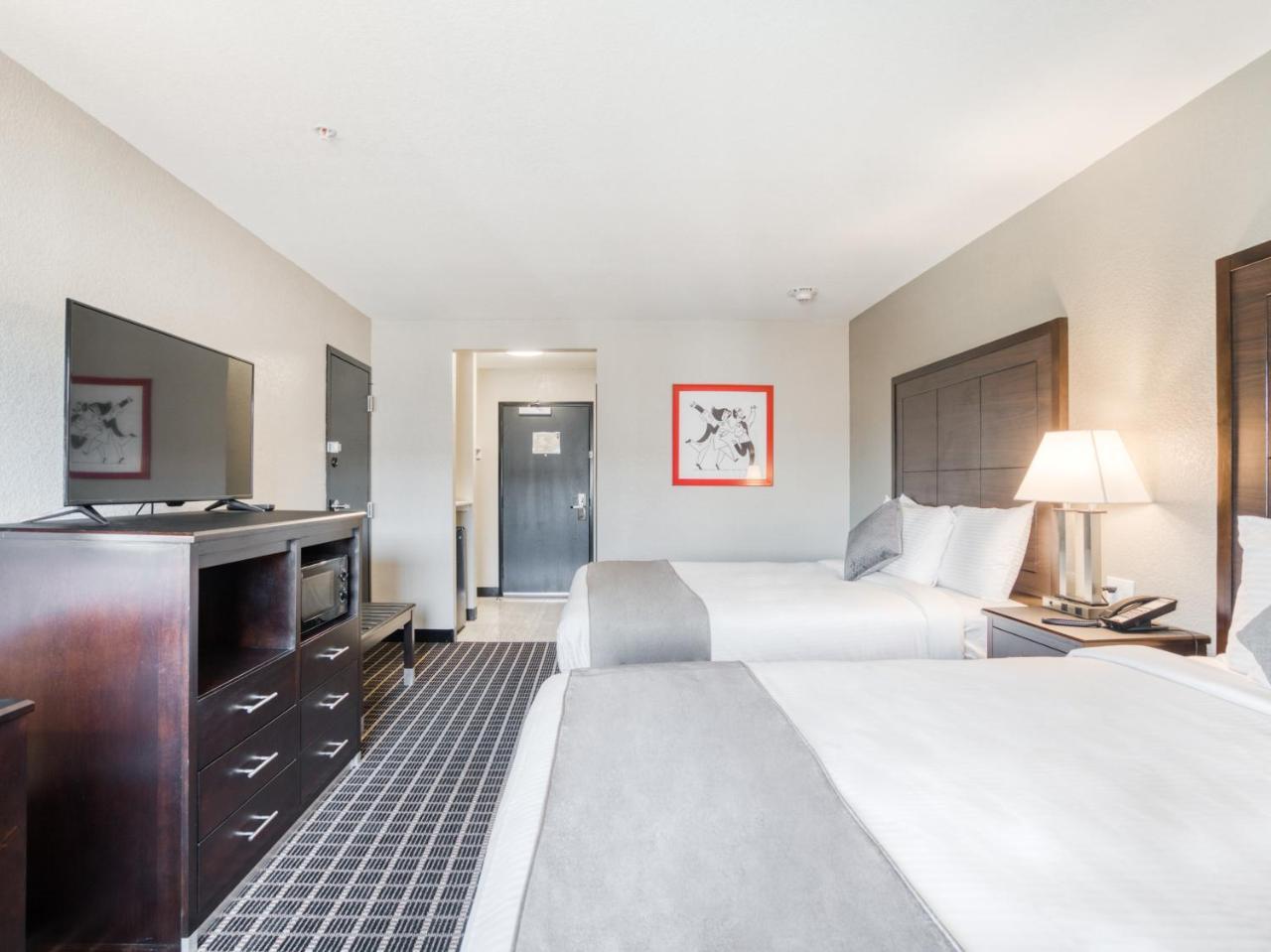 Queen Room with Two Queen Beds