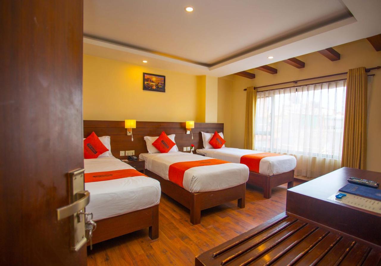 Deluxe Triple Room  - 15% off on food and beverage, 24 hrs check in allowed, Late checkout by 1 hour