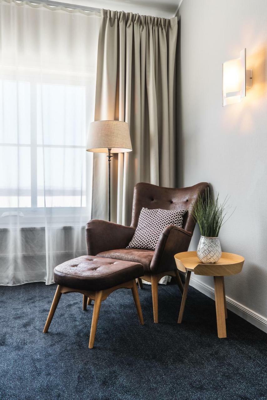 Junior Suite with Lake View