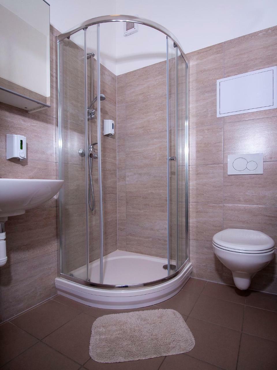 Basic Double Room no air-condition
