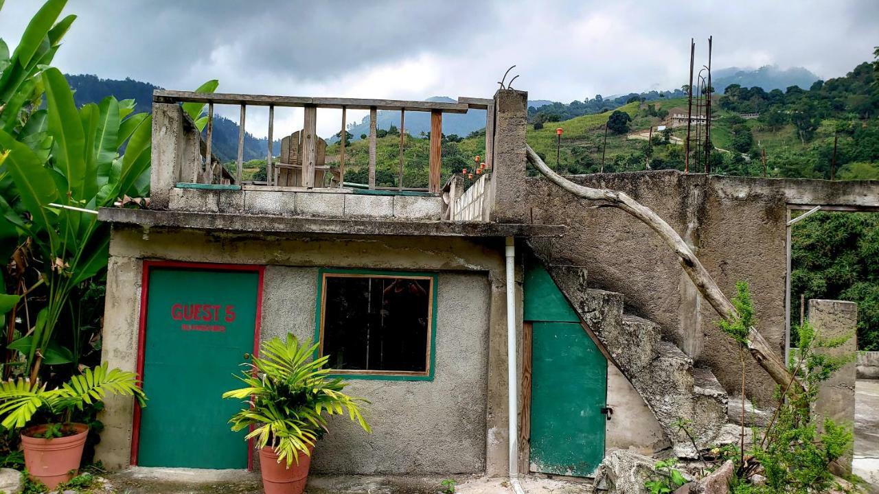 Double Room with Mountain View