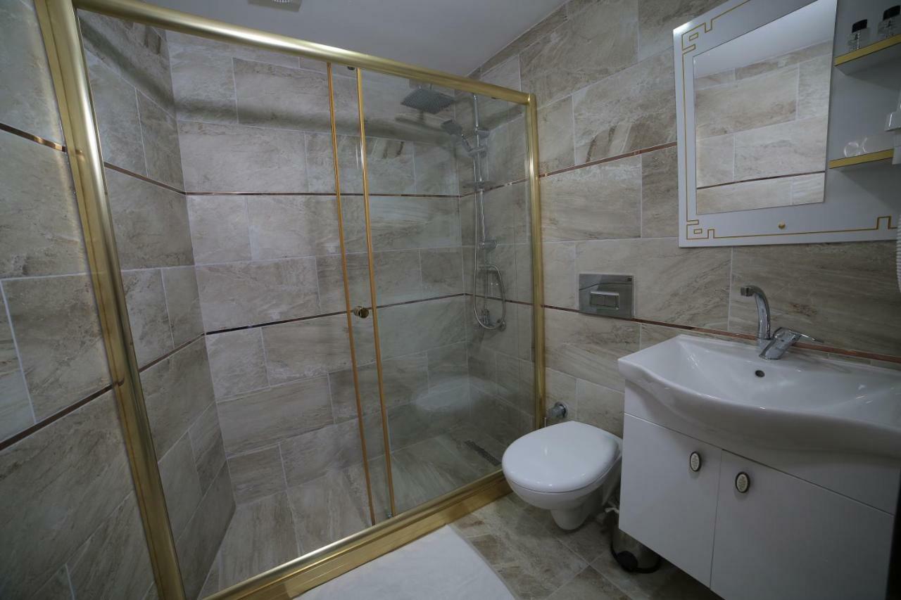 Large Double or Twin Room