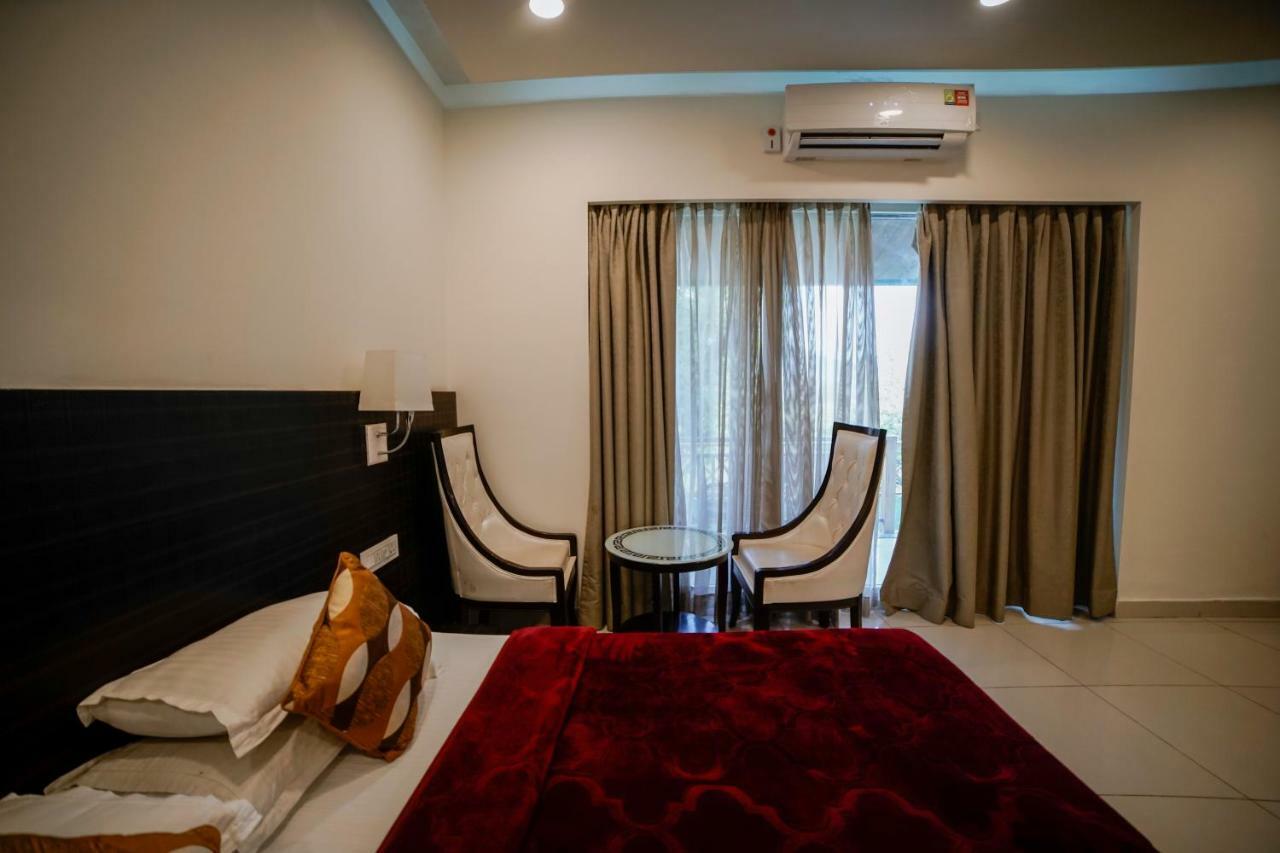 King Room with Balcony