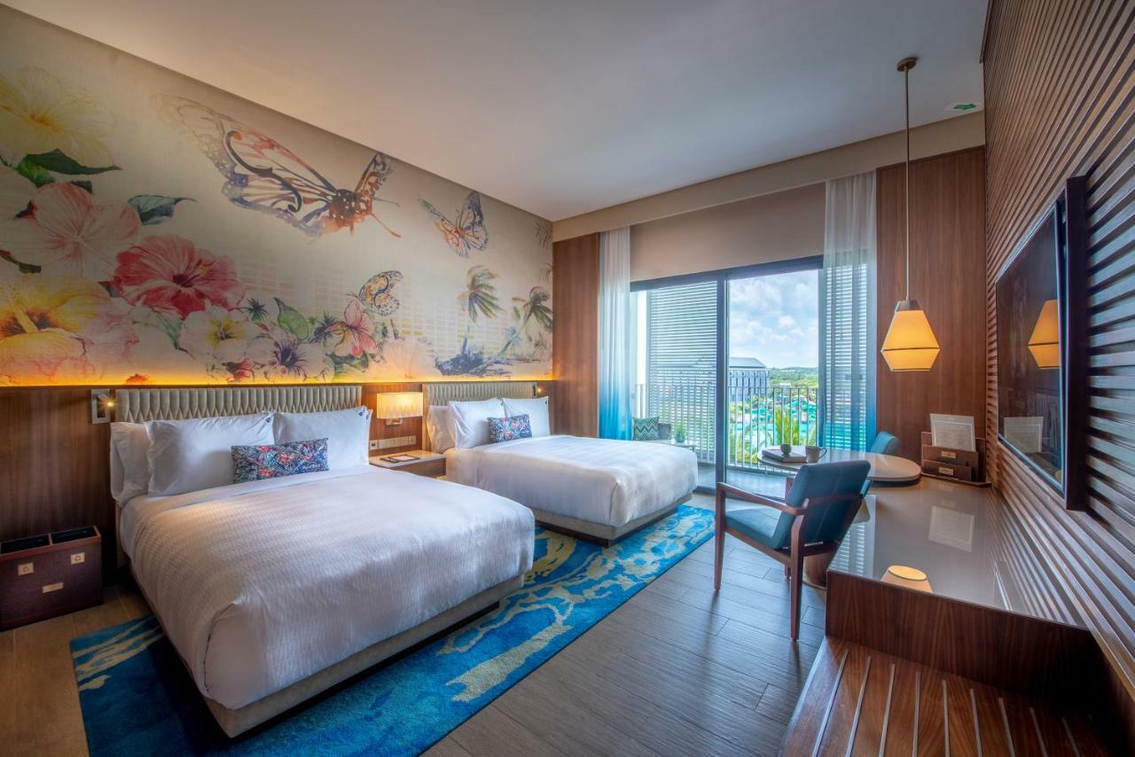 Deluxe Double or Twin Room with Balcony