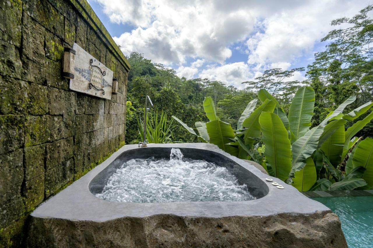 Kayon Premier Pool Villa