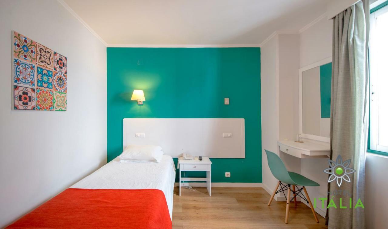 Small Single Room