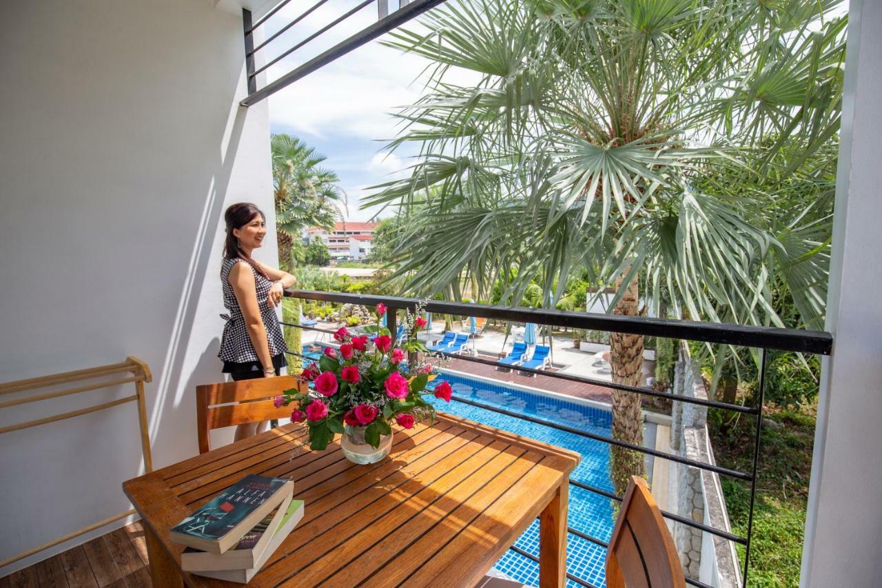 Grand Deluxe Balcony Room with Pool View