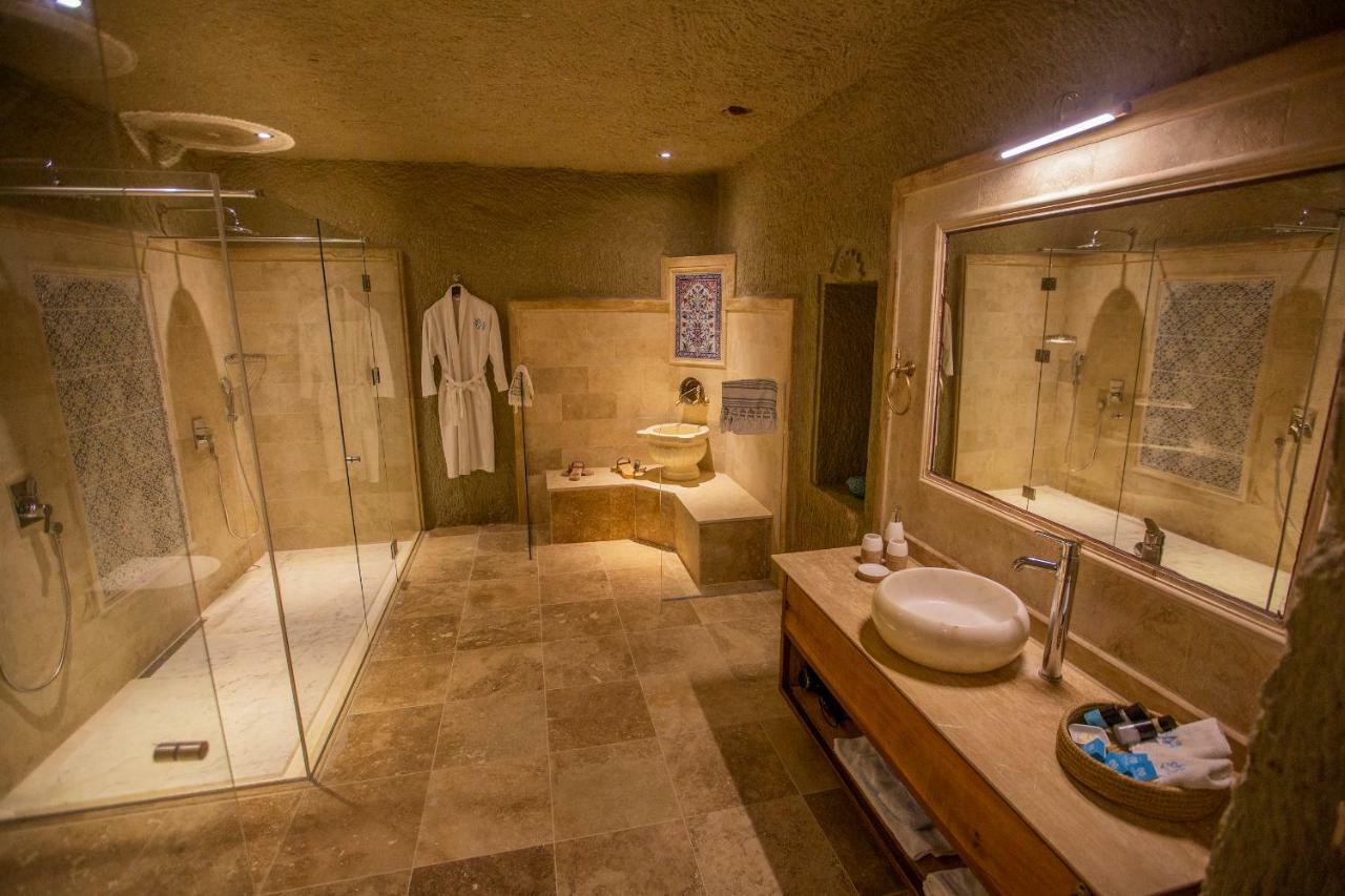 Royal Cave Suite with Private Terrace