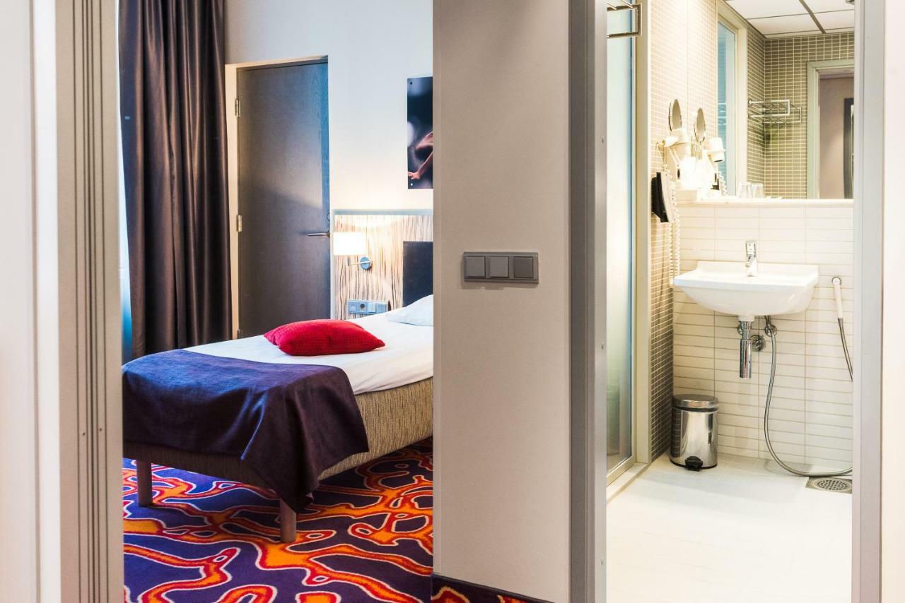 Standard Single Room with Spa Access