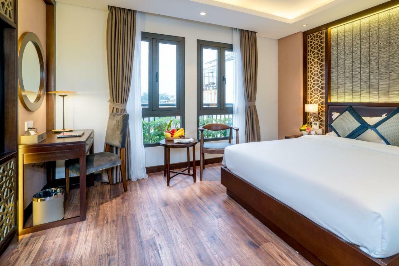 King Room
