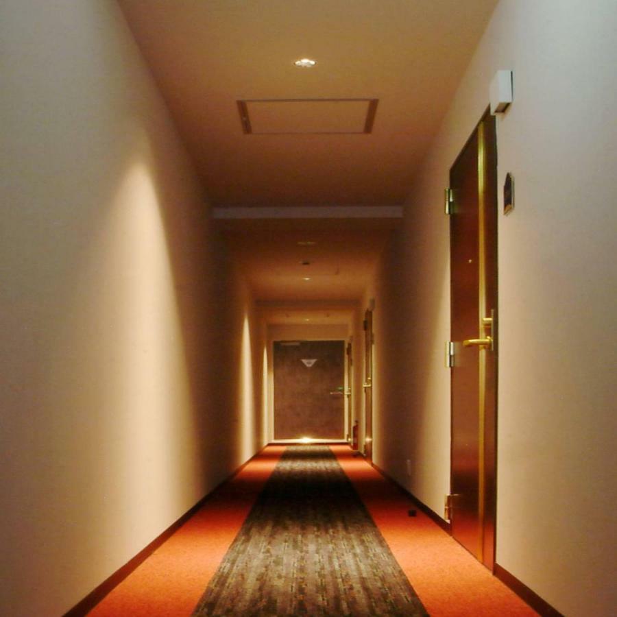 Corner Twin Room
