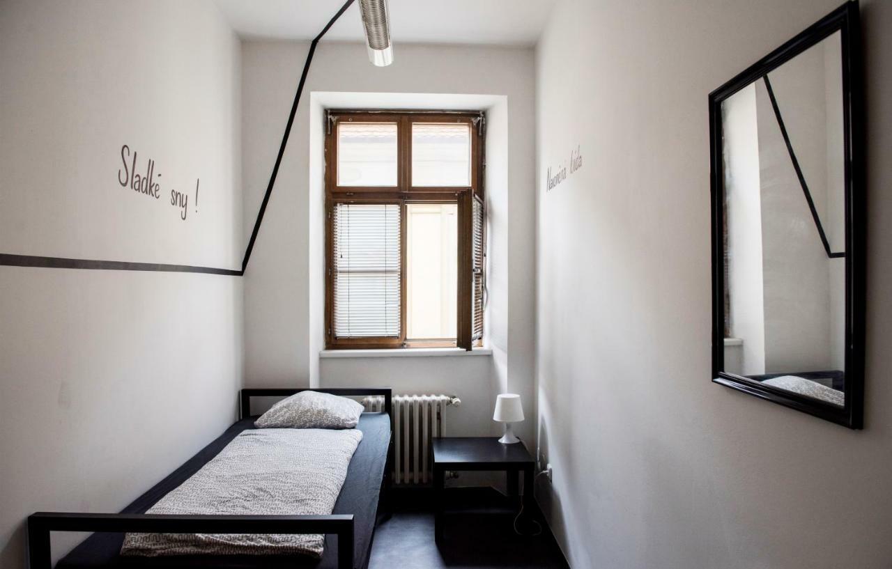 Single Room with Shared Shower and Toilet