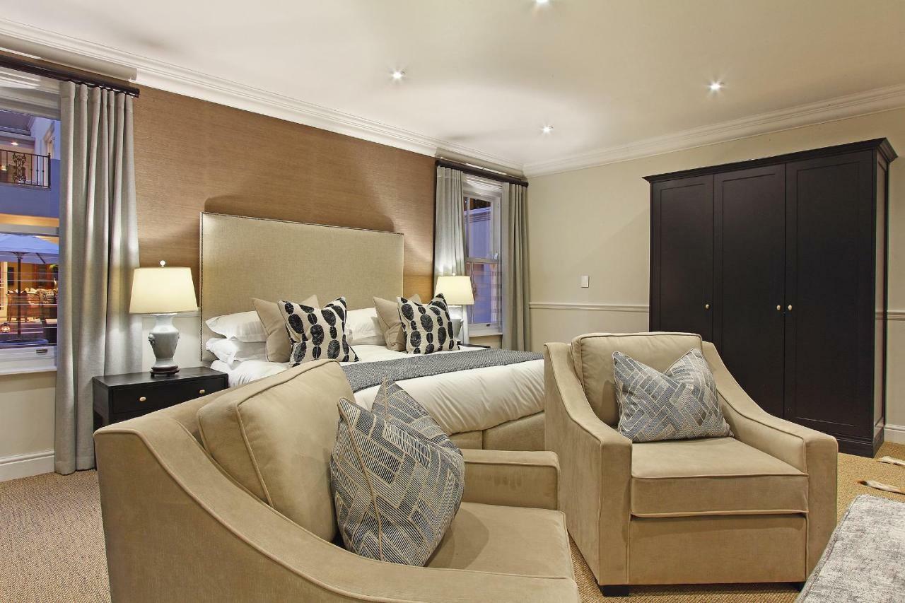 Garden Room 9