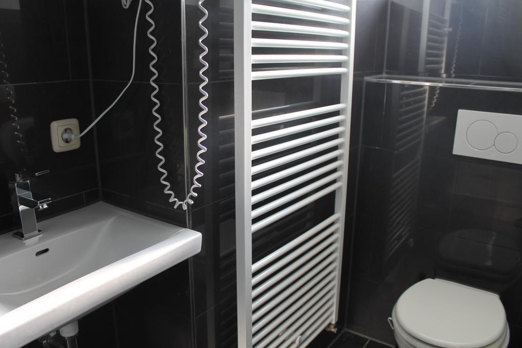 Twin Room with Shared Bathroom