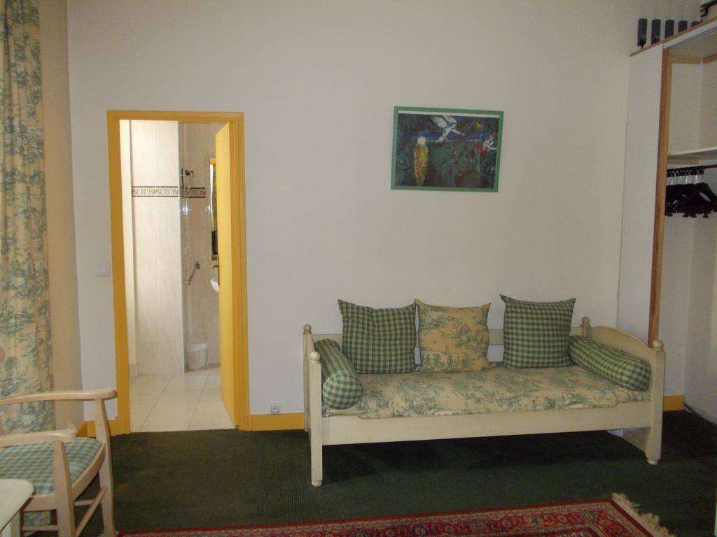 Triple Room (2 Adults + 1 Child)