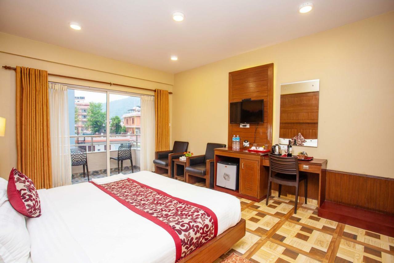 Deluxe Double or Twin Room