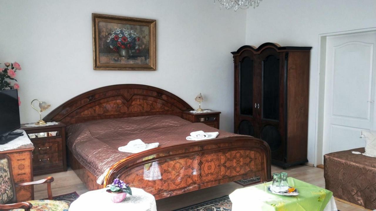 Junior Suite (5 Adults)