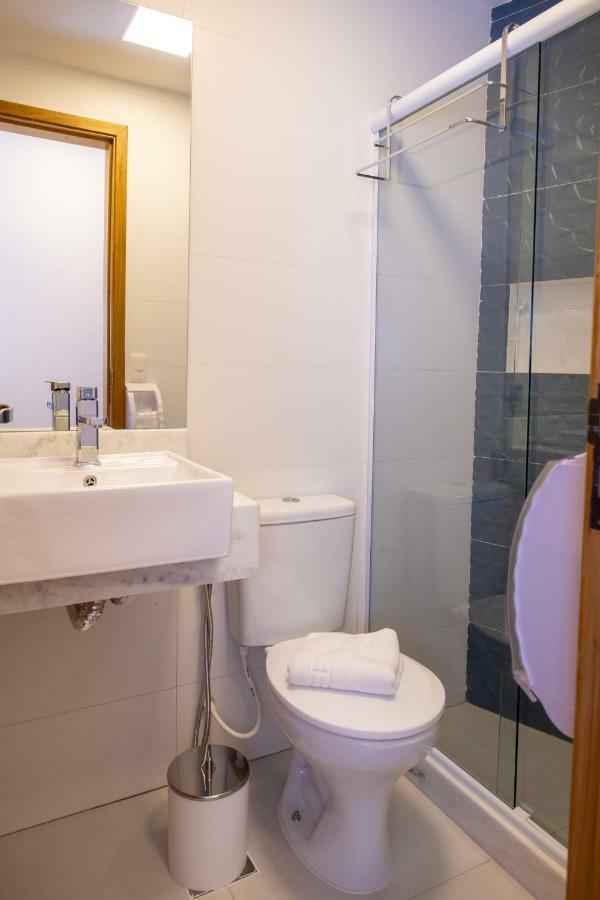 Deluxe Room (1 adult + 1 child)