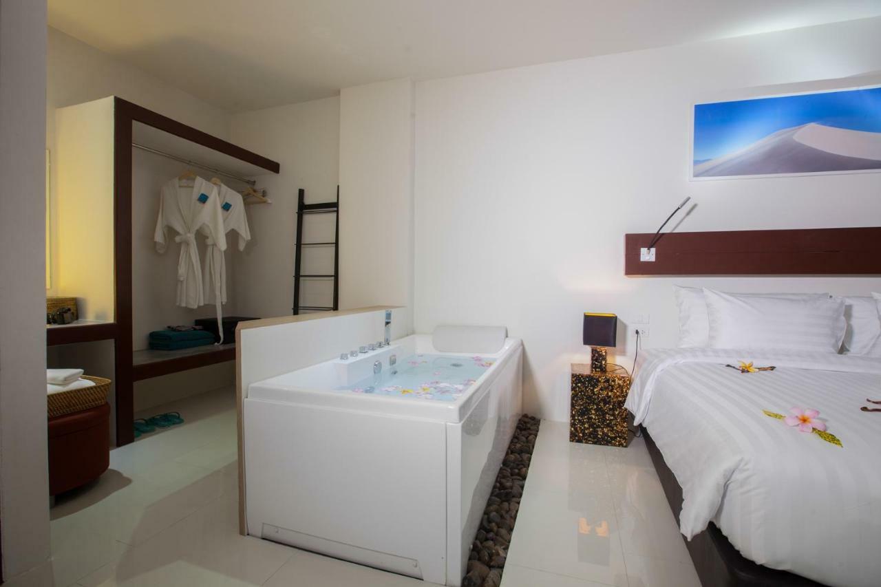 Suite with Sea View