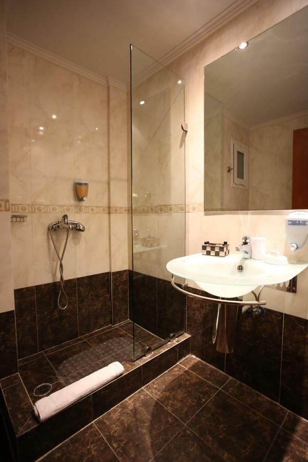 Superior Twin Room with Garden View