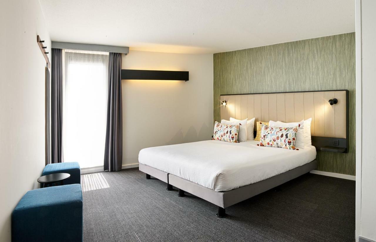 Family King Room with Sofa Bed