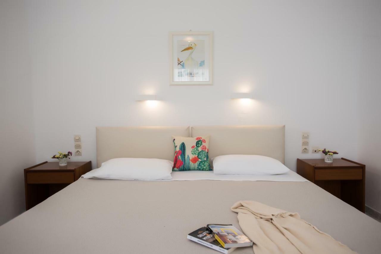 Double or Twin Room with Side Sea View