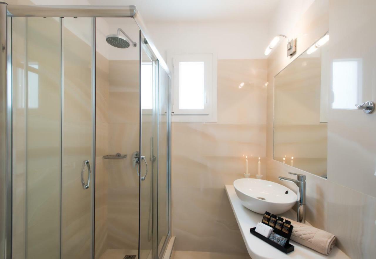 Suite with Sea View - Split Level