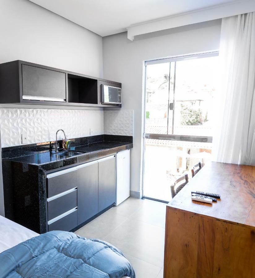 Apartment with Pool View and Kitchenette