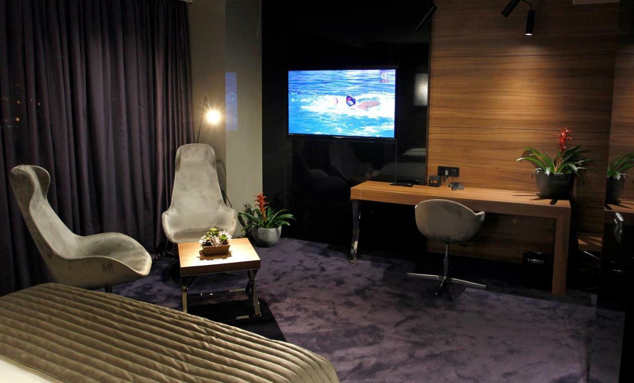 Superior Deluxe Double or Twin Room