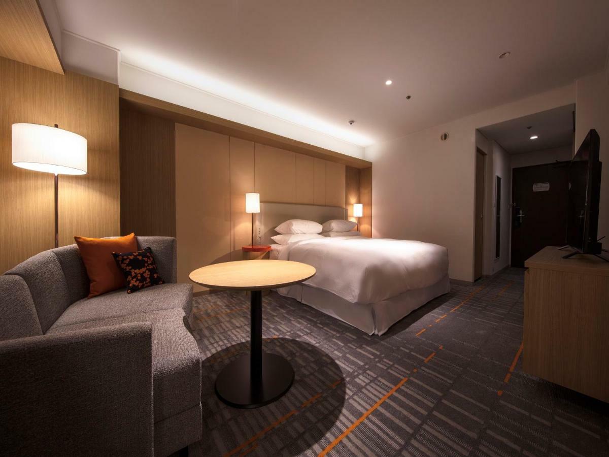 Premium Floor Deluxe Double Room - Non-Smoking