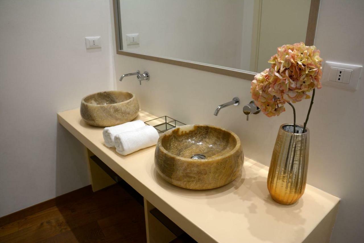 Junior Suite with Spa Bath - Split Level