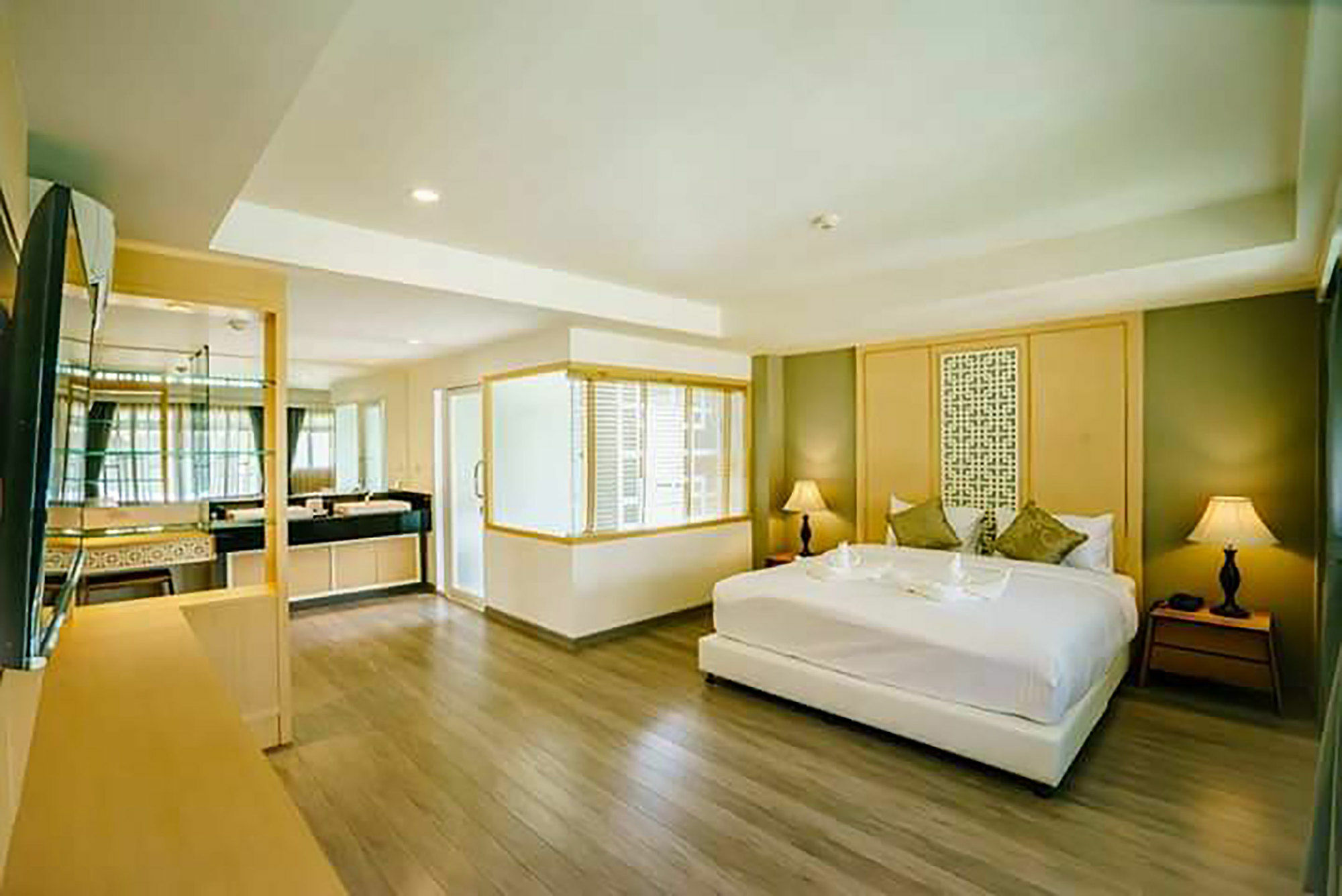 Executive Suite