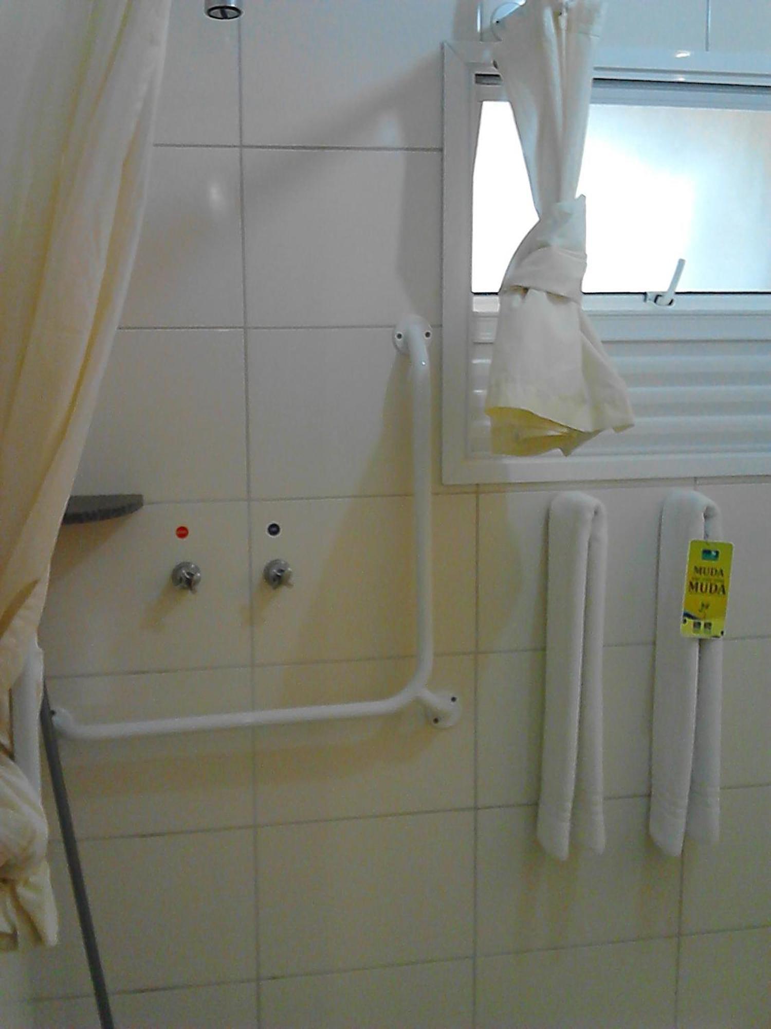 Twin Room - Disability Access