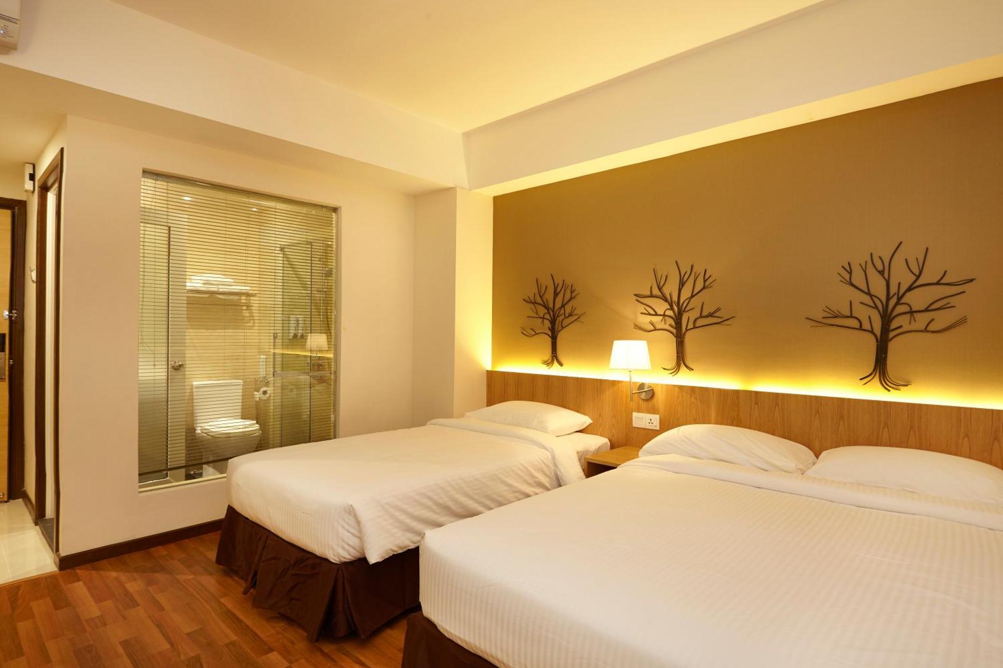 Deluxe Suite