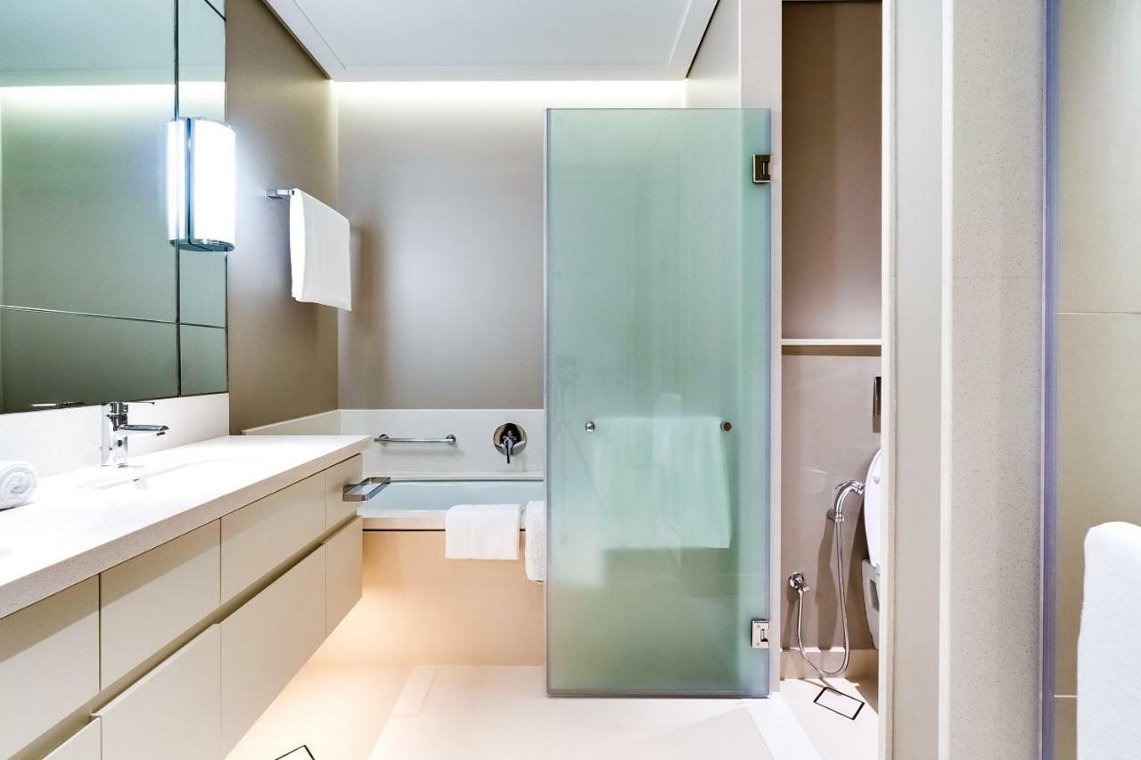 Three-Bedroom Apartment Partial Burj Khalifa View
