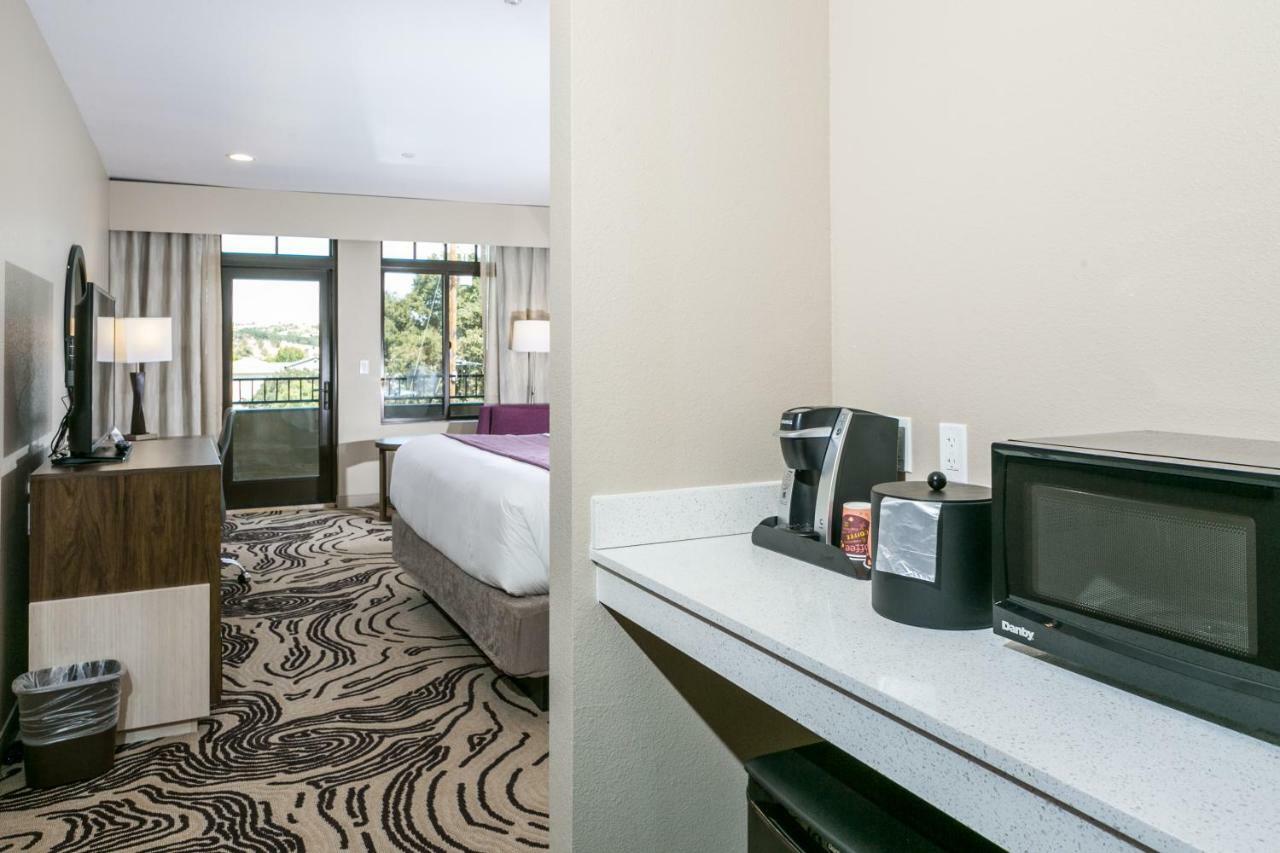 Queen Room Balcony