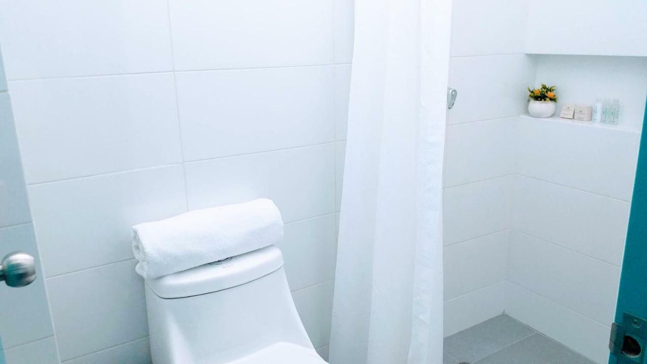Single Room with Private Bathroom